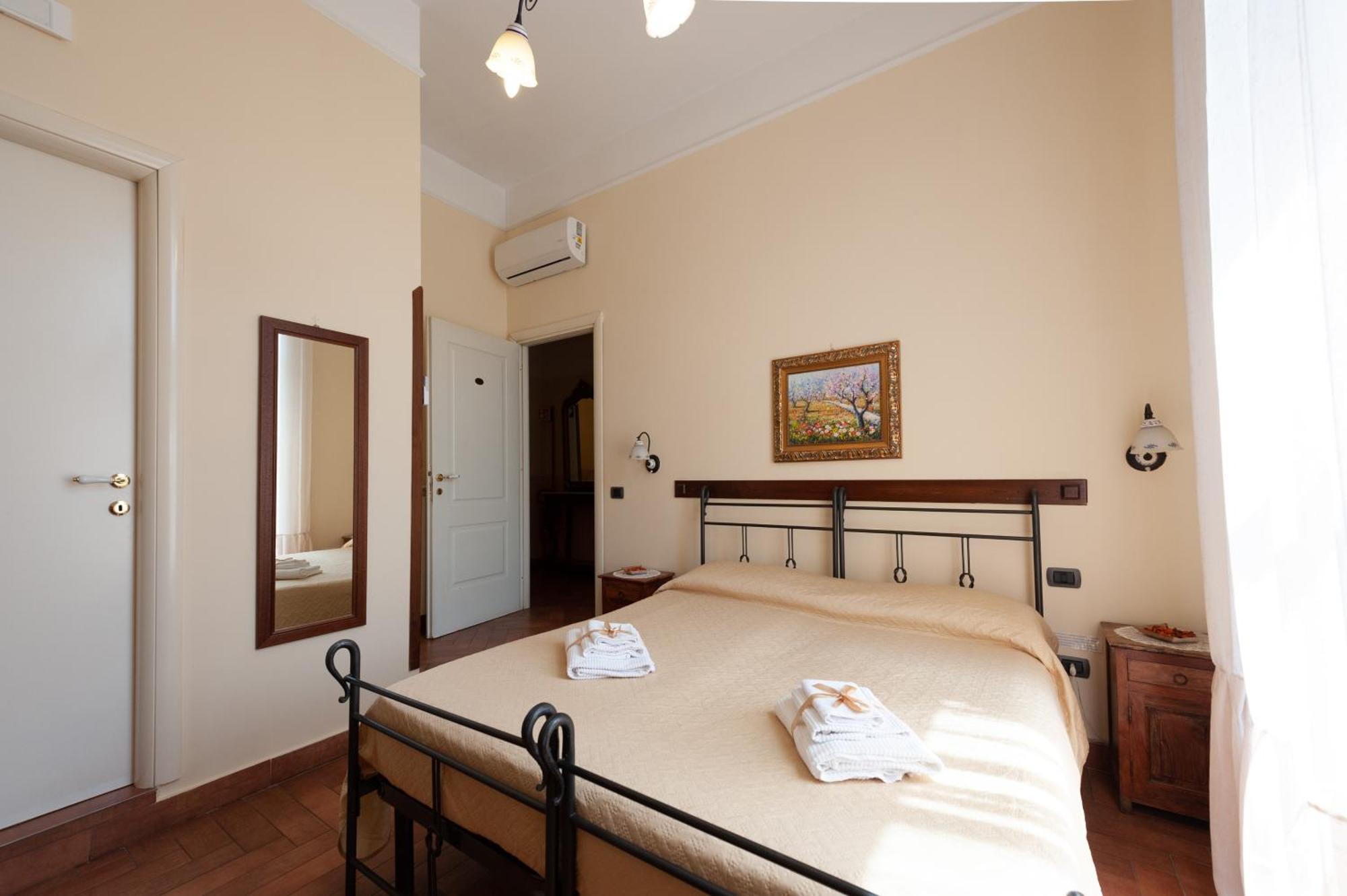 נאפולי B&B Conte Cavour מראה חיצוני תמונה