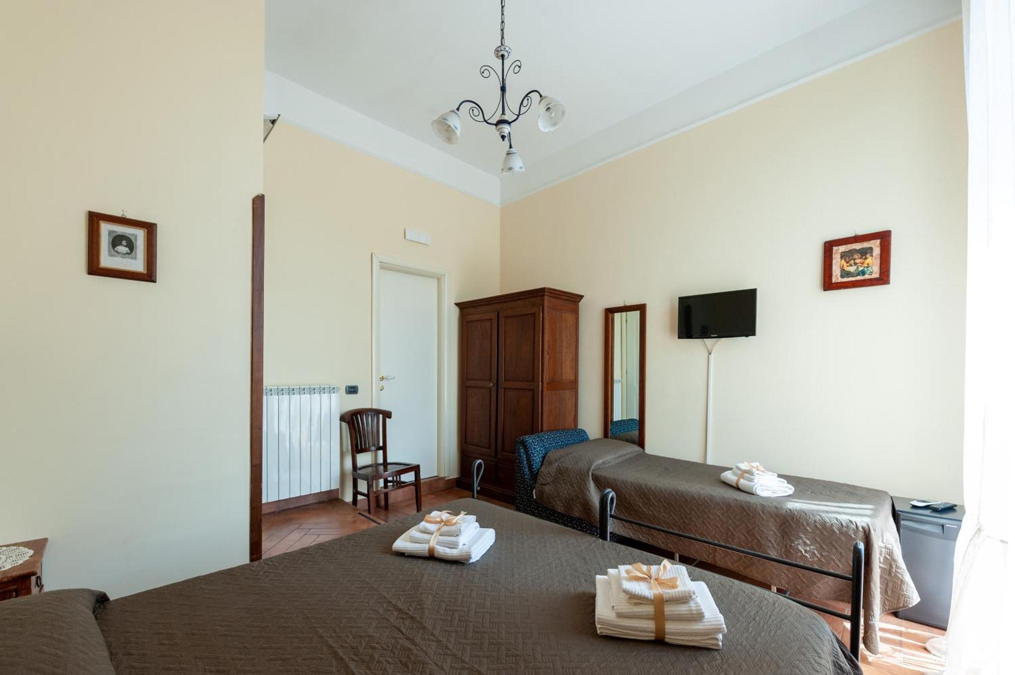 נאפולי B&B Conte Cavour מראה חיצוני תמונה