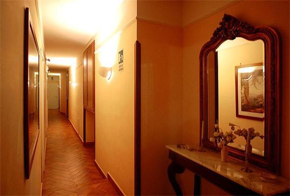 נאפולי B&B Conte Cavour מראה חיצוני תמונה