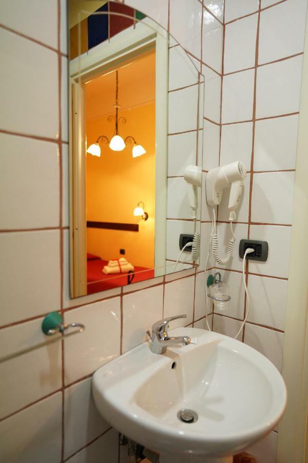 נאפולי B&B Conte Cavour מראה חיצוני תמונה